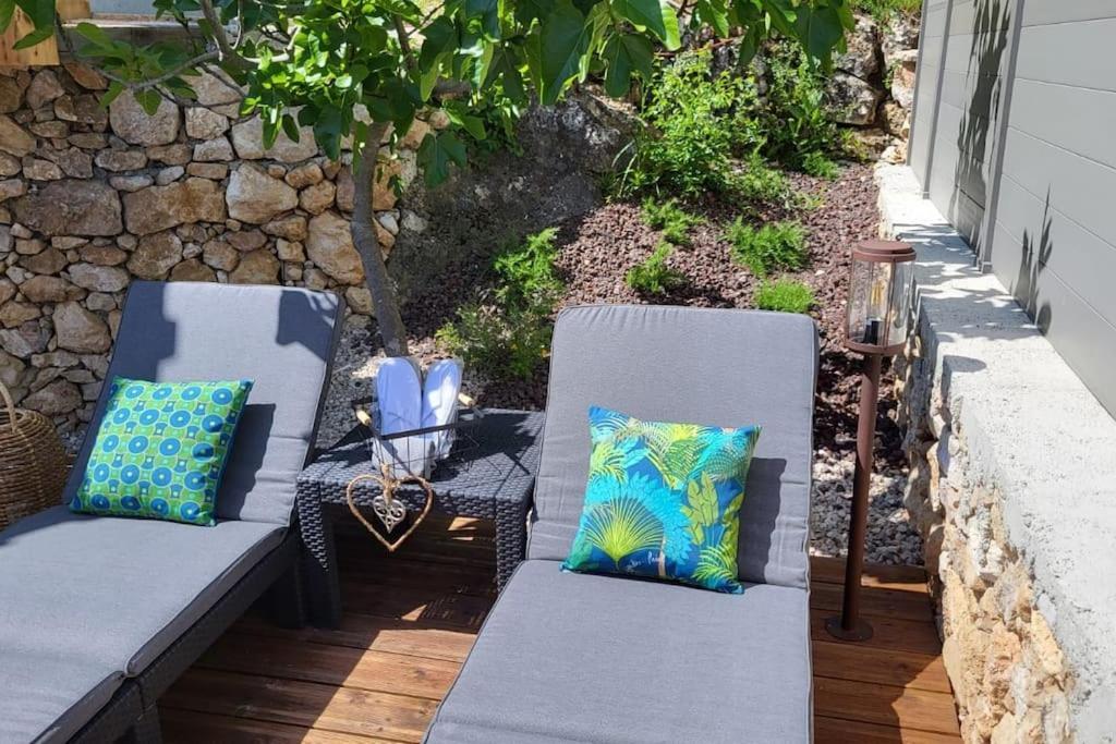L'Antre Deux Pierres, Romantisme, Jacuzzi Exterieur, Plateau Dinatoire Bouyon Exterior photo